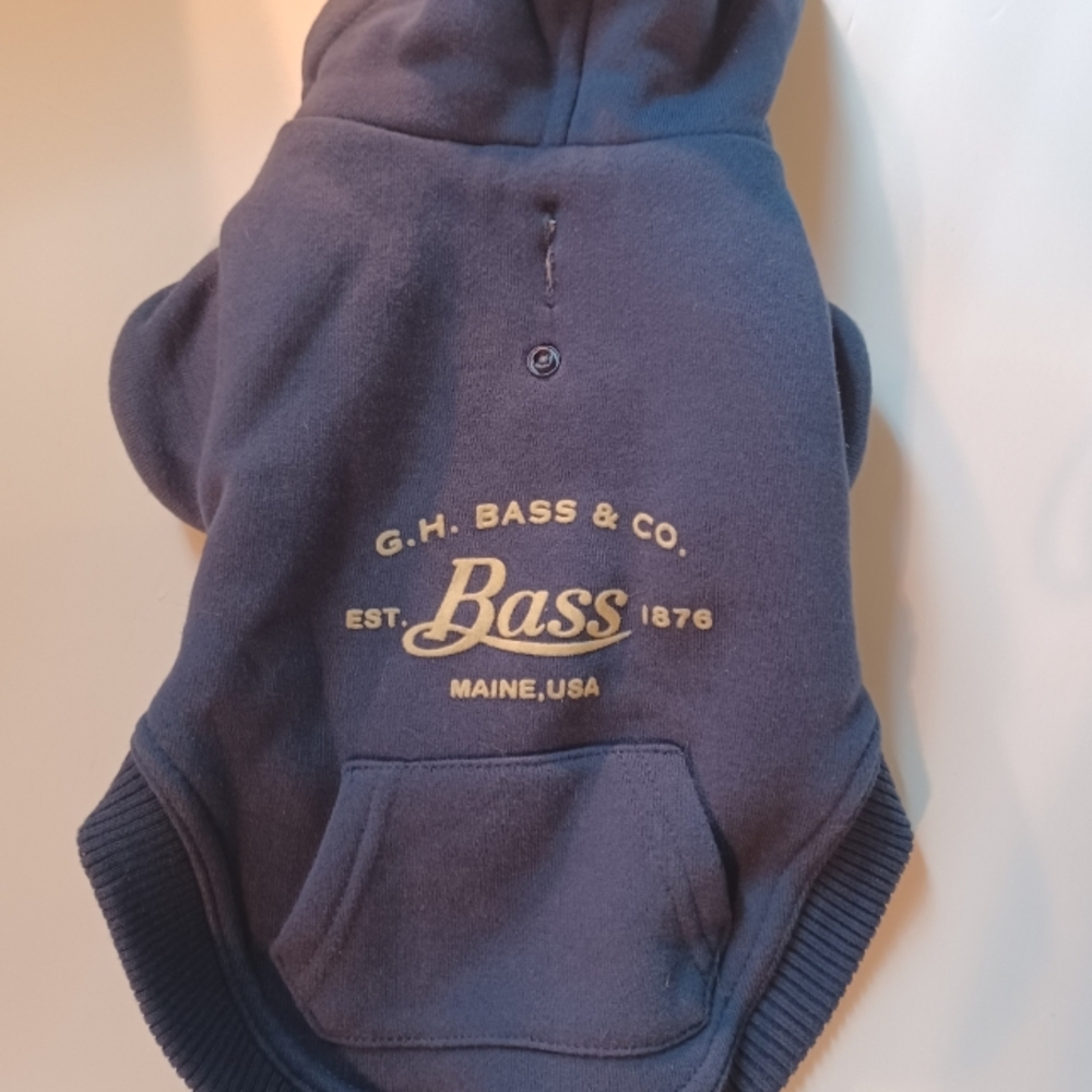 G. H. Bass & Co. Dog Hoodie Small